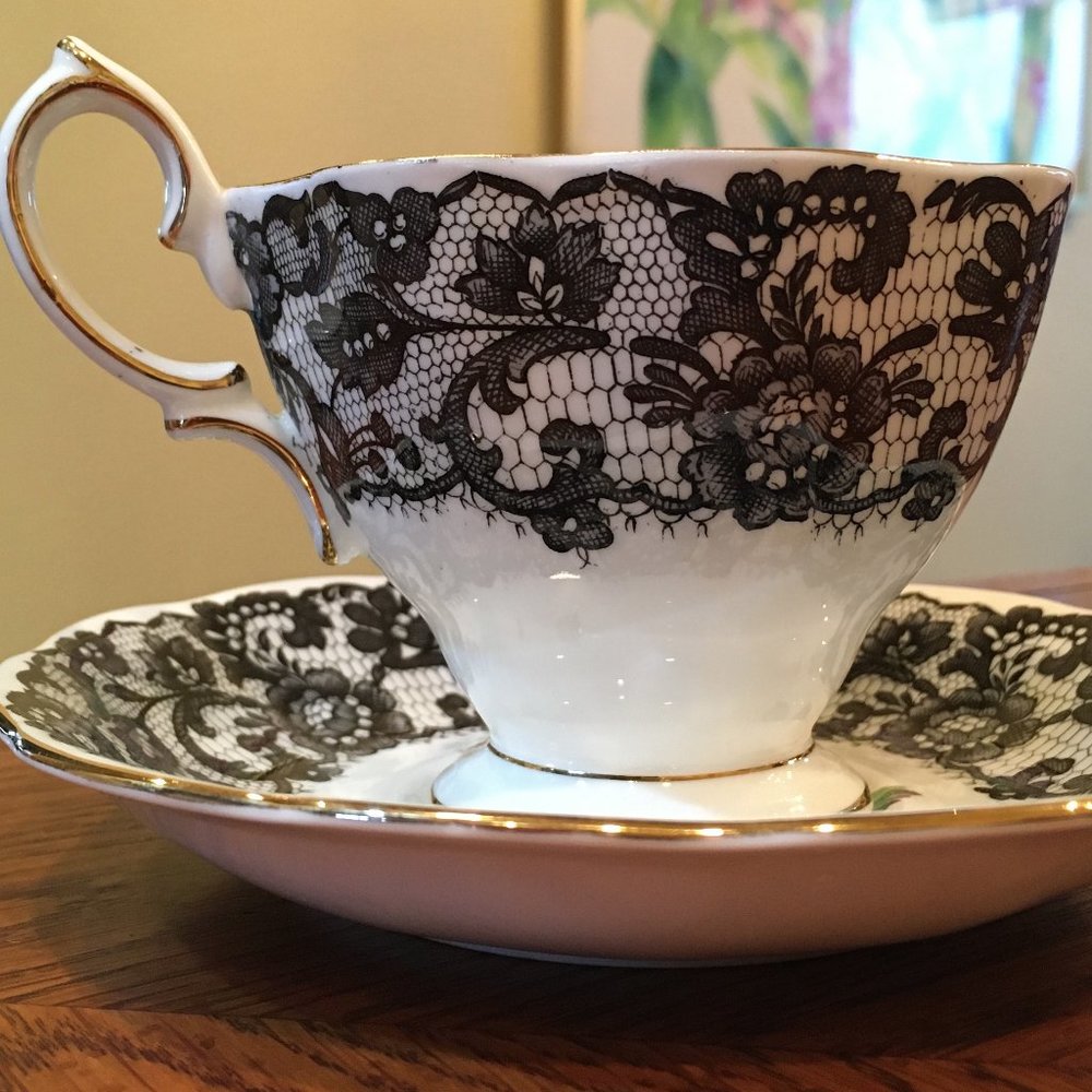 Royal Albert, Senorita, teacup & saucer